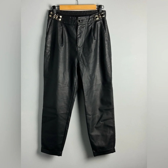 LYNNE high Waist trousers | Baggy pants in leather look - Picture 15 of 16